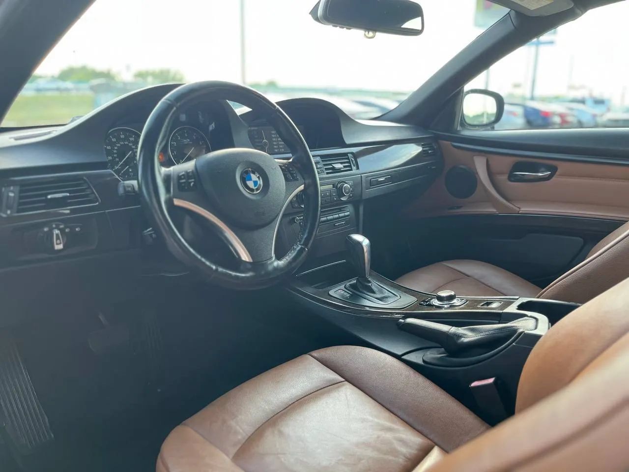 Used 2012 BMW 335i Convertible RWD image 18