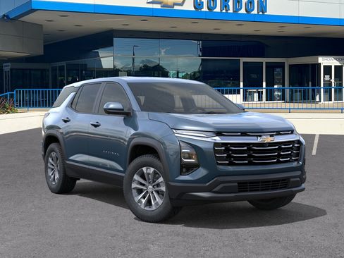 New 2026 Chevrolet Equinox LT w/ Safety and Technology Package FWD image 7