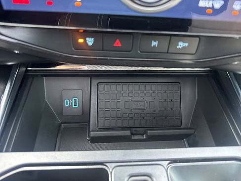 Certified 2024 Ford F150 Lightning Platinum image 41