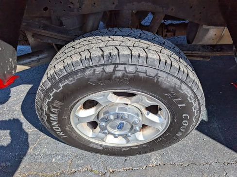 Used 2016 Ford F250 XL w/ Power Equipment Group AWD/4WD image 39