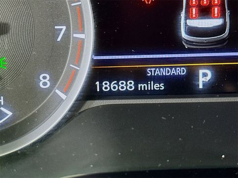 Used 2025 INFINITI QX60 Pure image 33