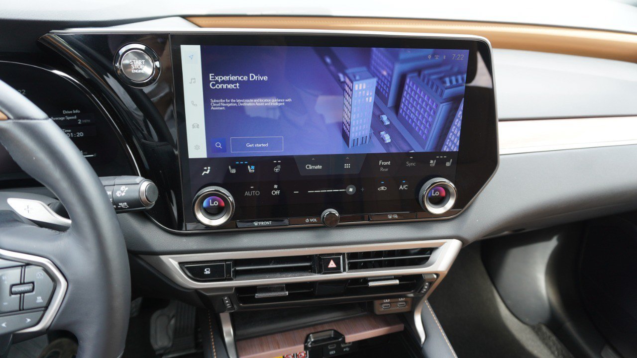 Certified 2025 Lexus RX 350 Premium w/ Accessory Package (Z1) FWD image 16