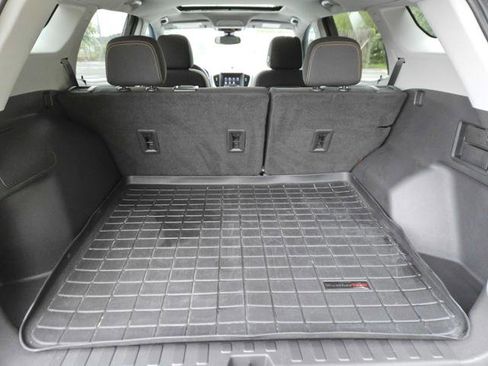 Used 2021 GMC Terrain SLE w/ Driver Convenience Package image 27