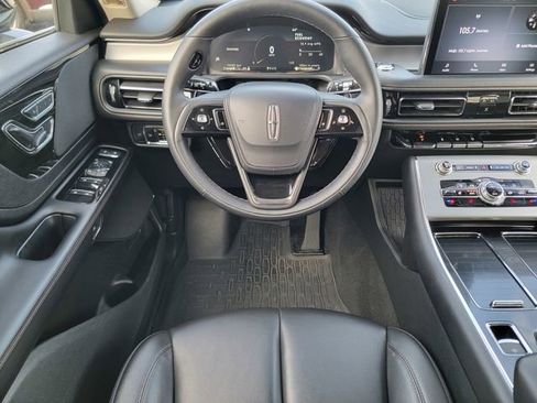 Certified 2024 Lincoln Aviator Premiere w/ Elements Package image 32