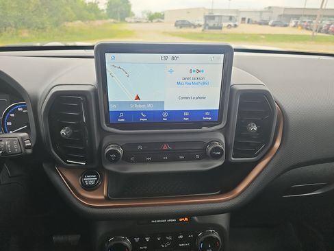 Used 2023 Ford Bronco Sport Outer Banks w/ Tech Package AWD/4WD image 27
