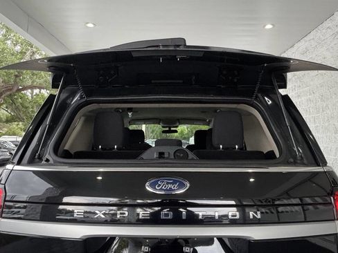 Used 2023 Ford Expedition XL AWD/4WD image 8