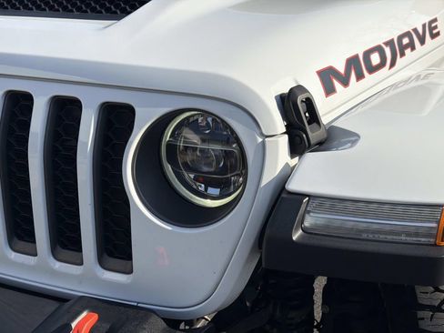 Used 2022 Jeep Gladiator Mojave w/ LED Lighting Group image 10