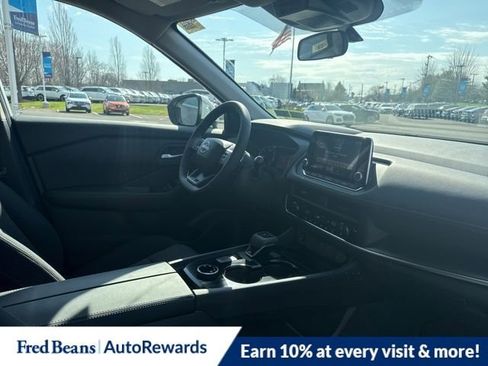 New 2026 Nissan Rogue SV w/ Cold Weather Package AWD/4WD image 12