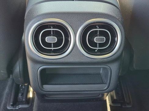 Certified 2025 Mercedes-Benz GLC 300 4MATIC image 18
