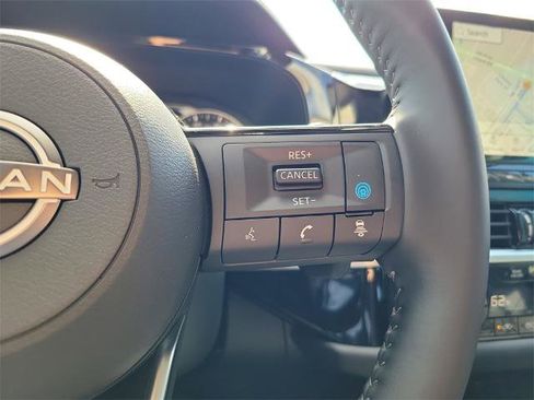 Certified 2025 Nissan Pathfinder SL image 27