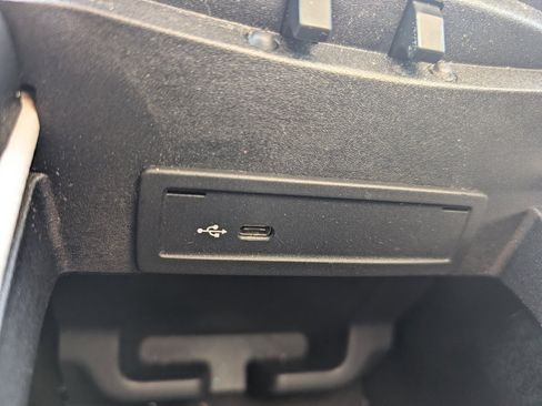 Used 2022 Mercedes-Benz GLE 450 4MATIC image 29