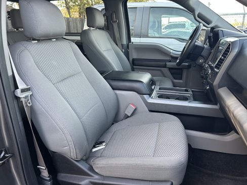 Used 2016 Ford F150 XLT w/ Equipment Group 302A Luxury image 8