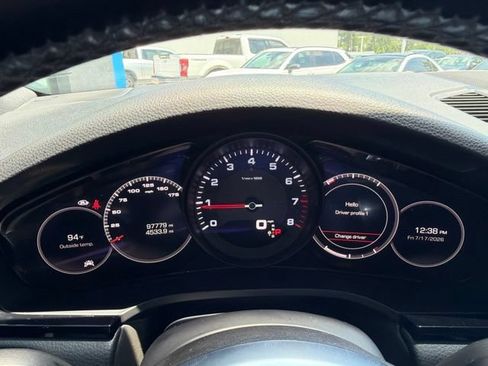 Used 2020 Porsche Cayenne AWD/4WD image 49
