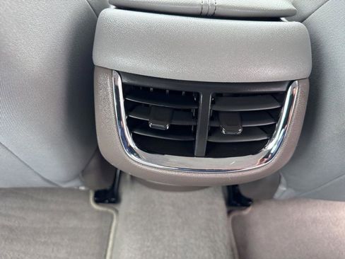 Used 2025 Chevrolet Malibu LT FWD image 20