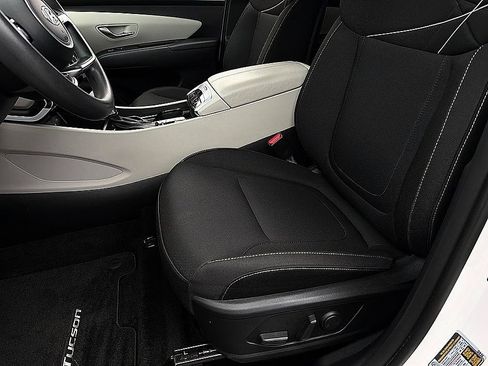 Certified 2023 Hyundai Tucson SEL FWD image 11