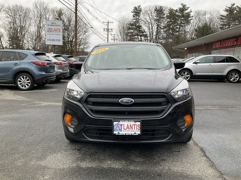 Used 2019 Ford Escape S image 2