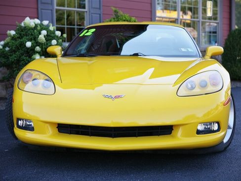 Used 2012 Chevrolet Corvette Coupe RWD image 2