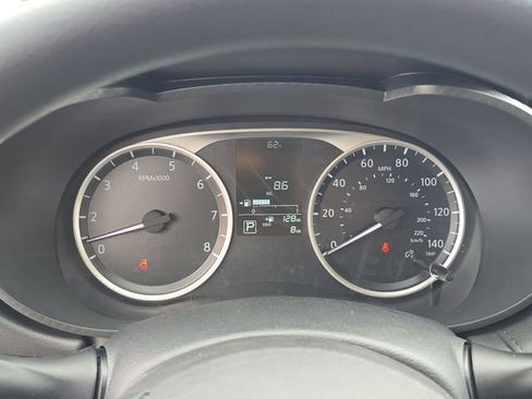 New 2025 Nissan Versa S w/ Trunk Package FWD image 33