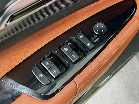 Used 2023 Kia Sportage SX image 19