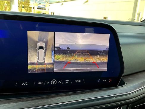 Used 2025 Chevrolet Tahoe LS image 16