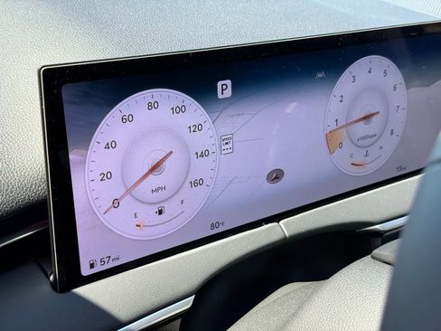 New 2026 Genesis GV70 2.5T Advanced image 21