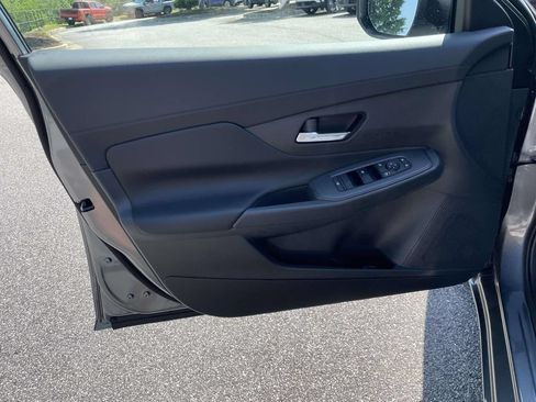 New 2026 Nissan Sentra SV w/ SV Convenience Package FWD image 14