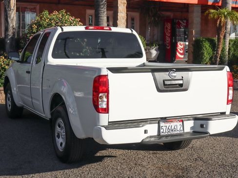 Used 2018 Nissan Frontier S image 6