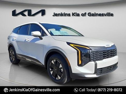 New 2026 Kia Sportage LX FWD image 1