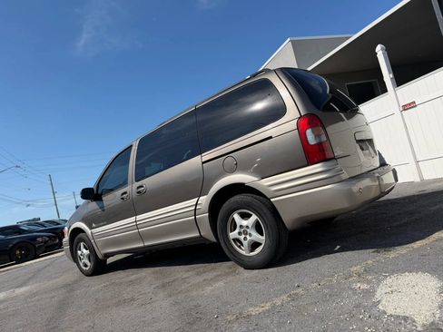 Used 2004 Pontiac Montana Extended w/ Premium Seating Package FWD image 3