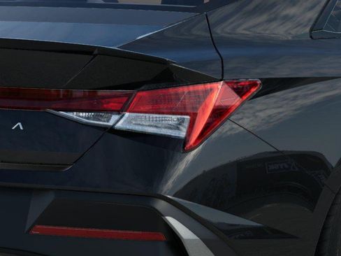 New 2026 Hyundai Elantra Sport image 10