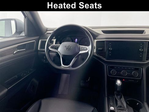 Used 2020 Volkswagen Atlas Cross Sport SE w/ Towing Package image 2