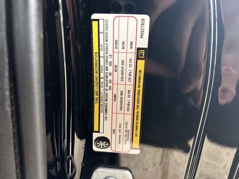 Used 2023 Dodge Challenger SXT w/ Plus Package RWD image 33