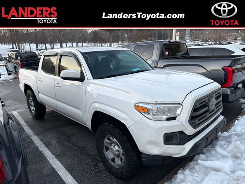 Used 2019 Toyota Tacoma SR w/ SR Convenience Package image 1