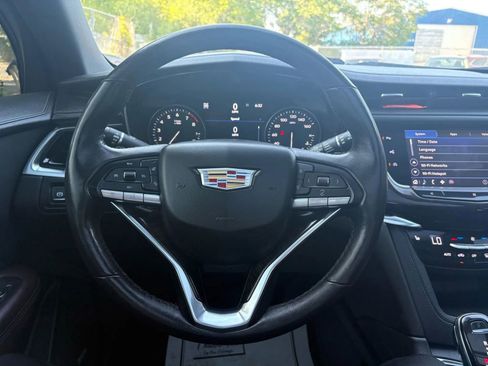 Used 2020 Cadillac XT6 Premium Luxury image 18