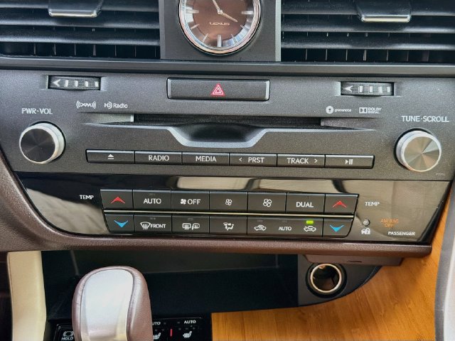Used 2018 Lexus RX 350 AWD w/ Premium Package image 17