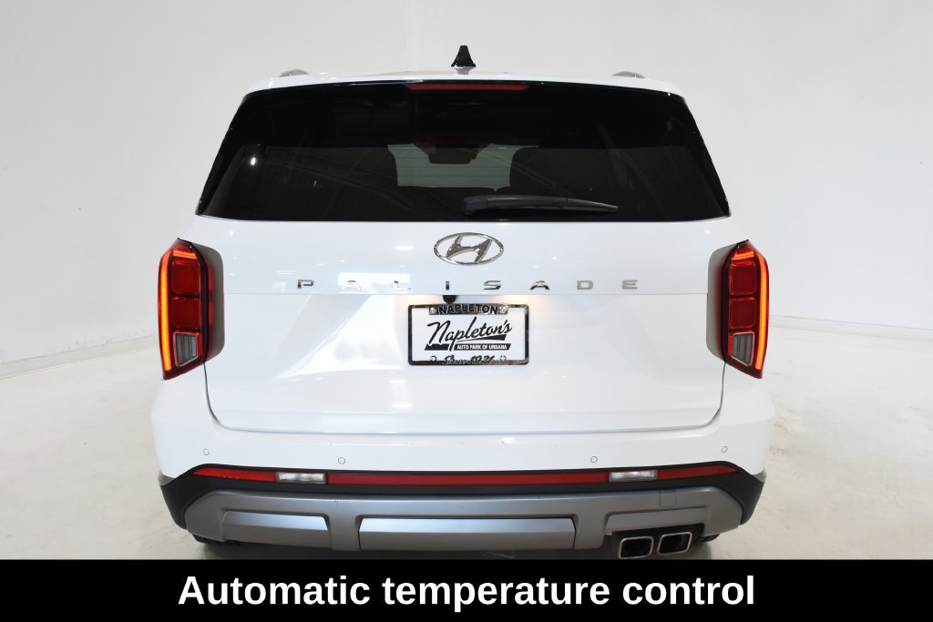 Used 2025 Hyundai Palisade SEL FWD image 4