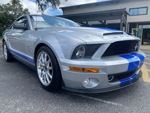 Used 2009 Ford Mustang Shelby GT500 RWD image 7