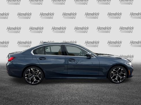 Certified 2025 BMW 330i Sedan image 11