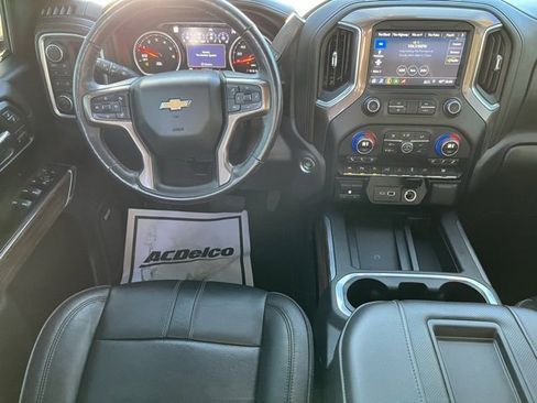 Used 2019 Chevrolet Silverado 1500 High Country image 17