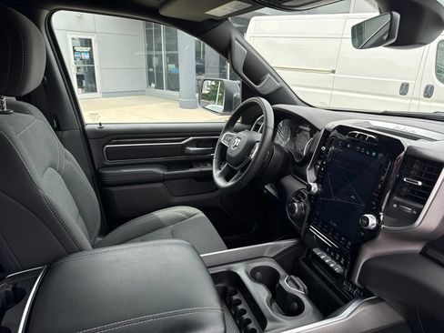 Used 2024 RAM 1500 Big Horn AWD/4WD image 42