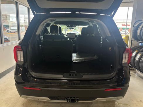 New 2026 Ford Explorer Active w/ Active Comfort Package image 26