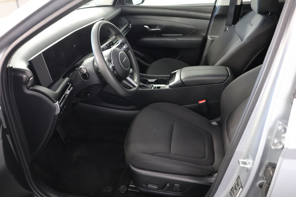 Used 2025 Hyundai Tucson SEL AWD/4WD image 19