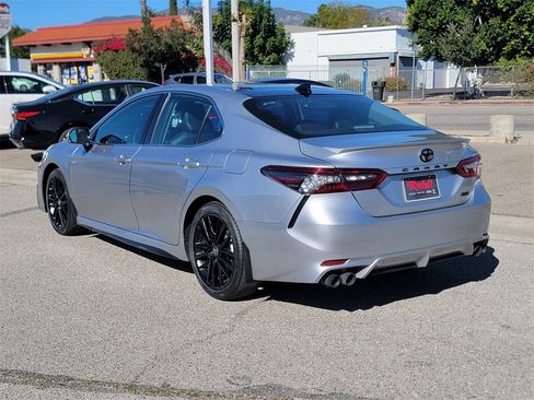 Used 2023 Toyota Camry XSE image 5