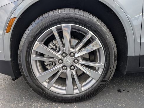 Used 2025 Cadillac XT5 Premium Luxury image 29