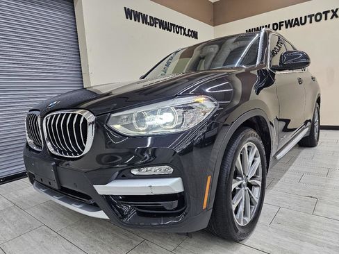 Used 2018 BMW X3 xDrive30i image 2