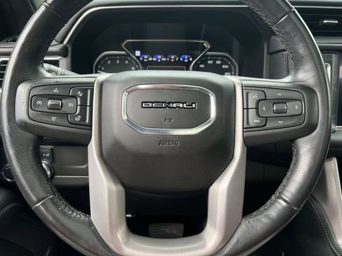 Used 2021 GMC Yukon XL Denali w/ Denali Premium Package image 23