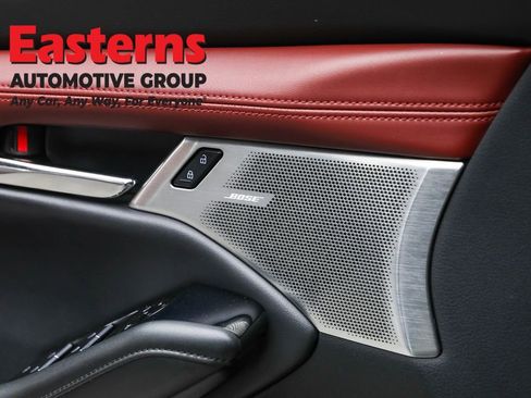 Used 2021 MAZDA MAZDA3 s image 22