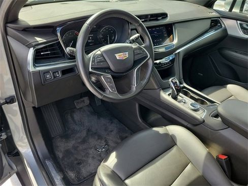 Certified 2024 Cadillac XT5 Premium Luxury w/ LPO, Premium Carpet Package image 16