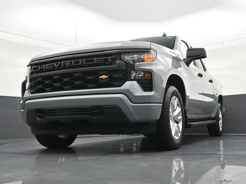 Used 2024 Chevrolet Silverado 1500 Custom RWD image 34