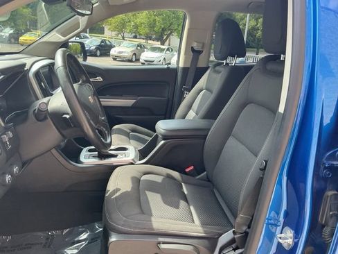 Used 2019 Chevrolet Colorado LT w/ LT Convenience Package AWD/4WD image 10